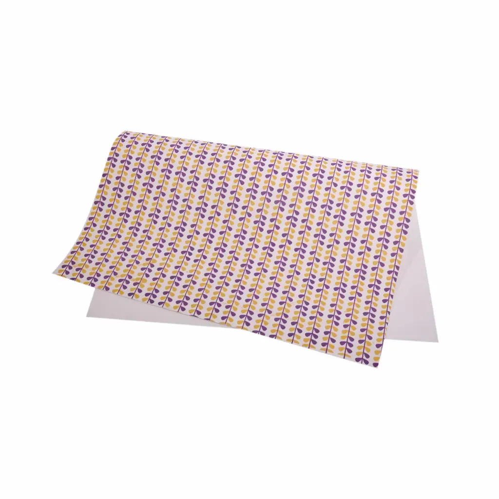 Foamy Blanco Decorado De Hojas Purpura-Amarillo Pliego 50X70Cm